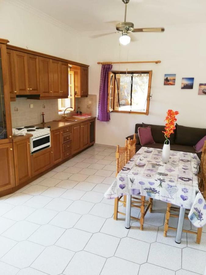 Theasea House With Garden Apartment Riglia Luaran gambar