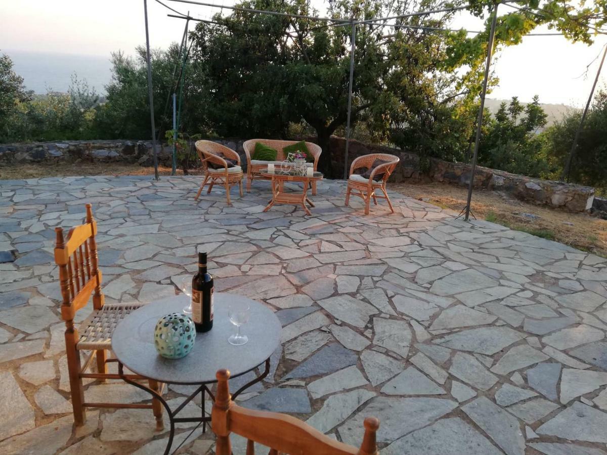 Theasea House With Garden Apartment Riglia Luaran gambar